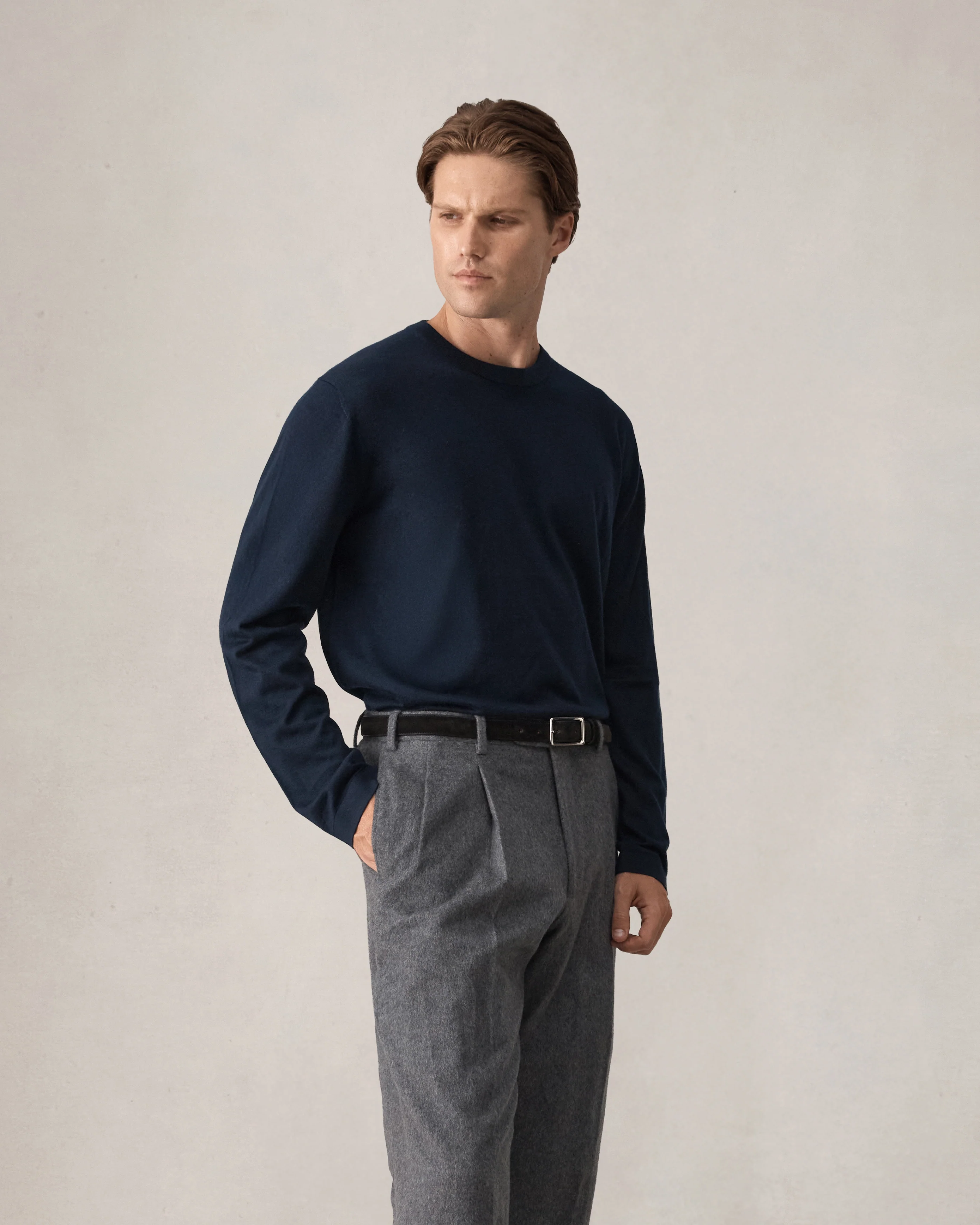 Cashmere Silk Superfine Crew Neck - Navy - Image 5