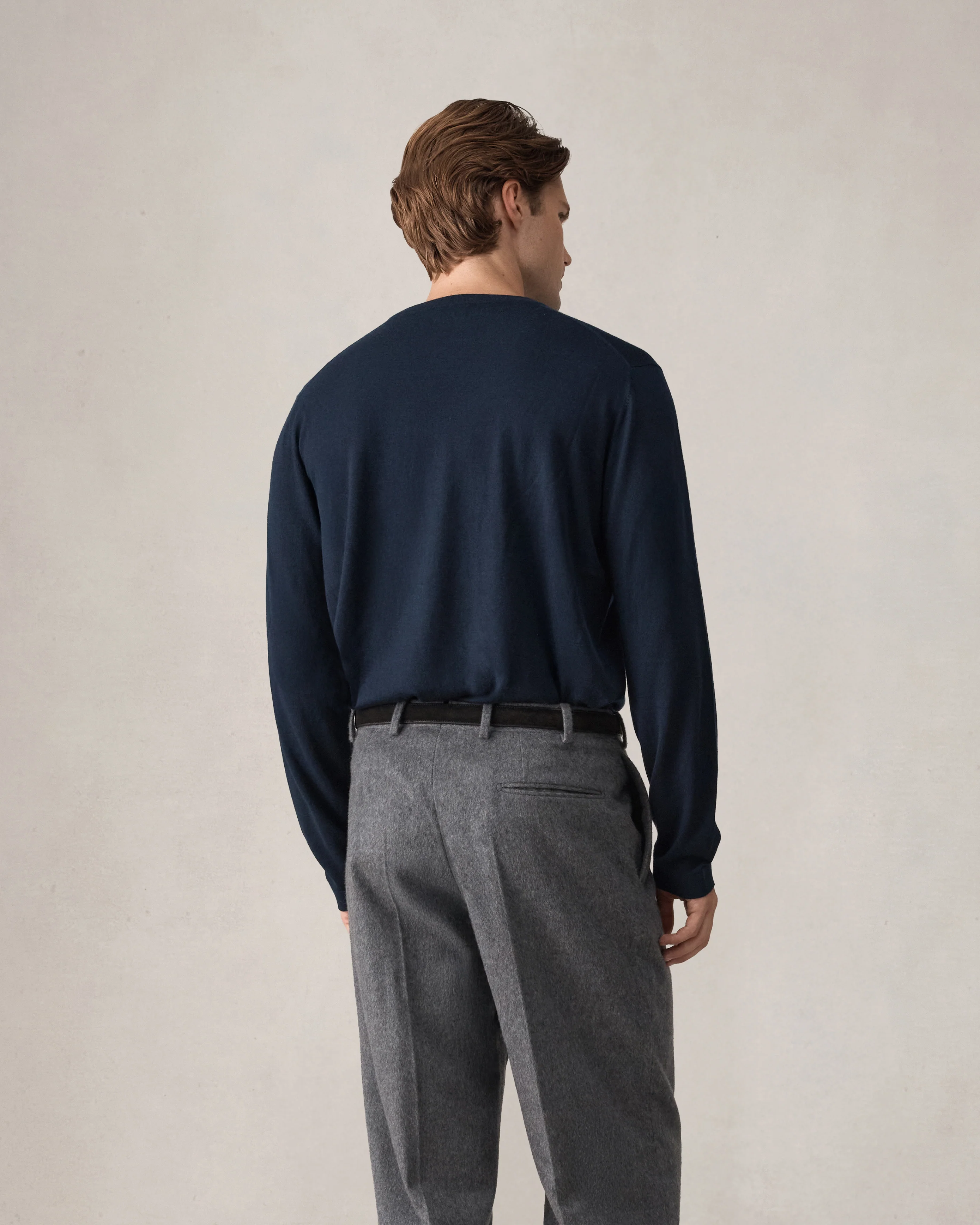 Cashmere Silk Superfine Crew Neck - Navy - Image 6