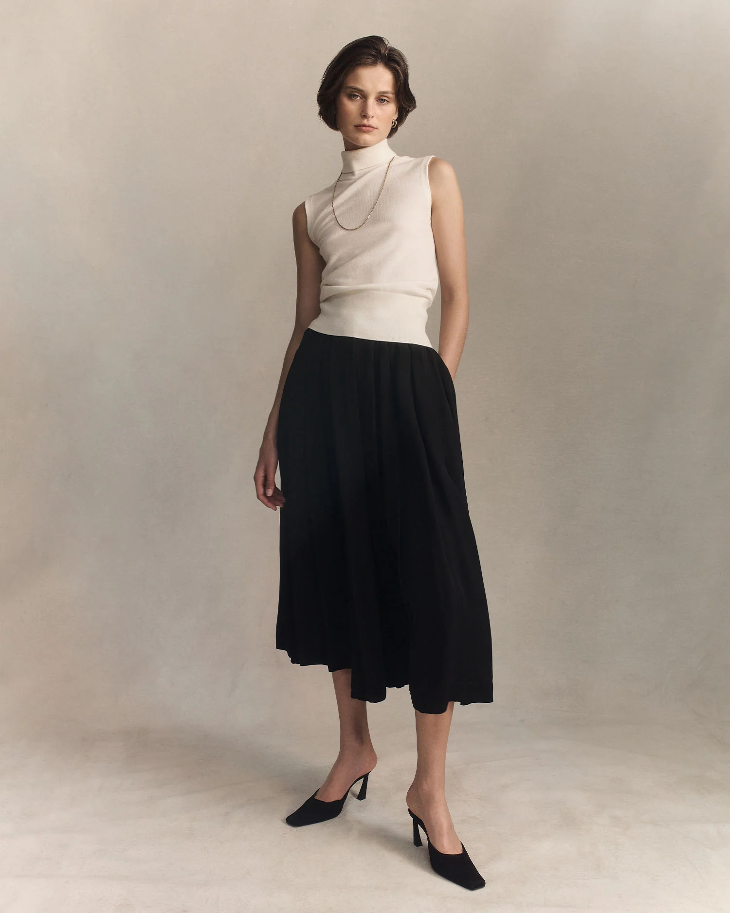 Cass Culottes - Black - Image 2