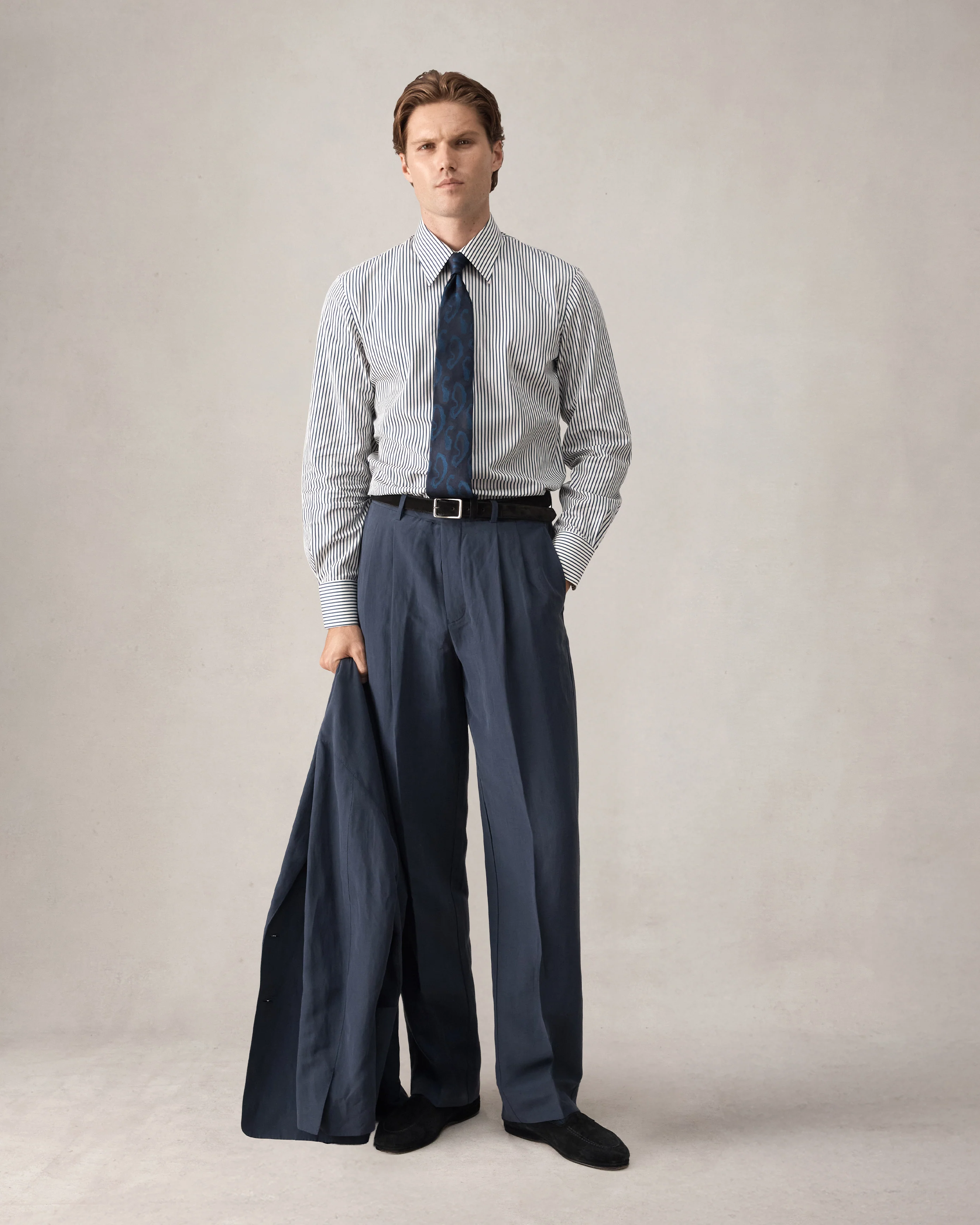 Double Pleated Trouser - Navy Silk Linen - Image 7