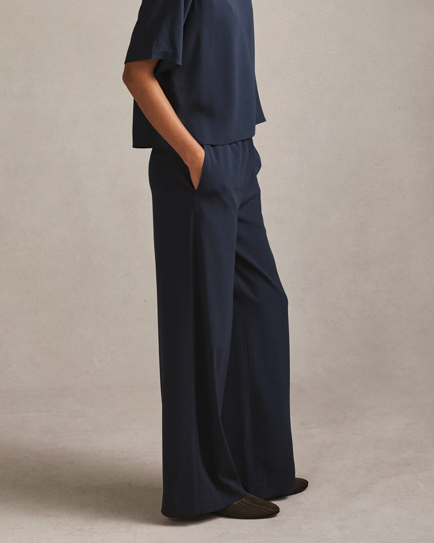 Pamela Pant - Oily Blue - Image 3