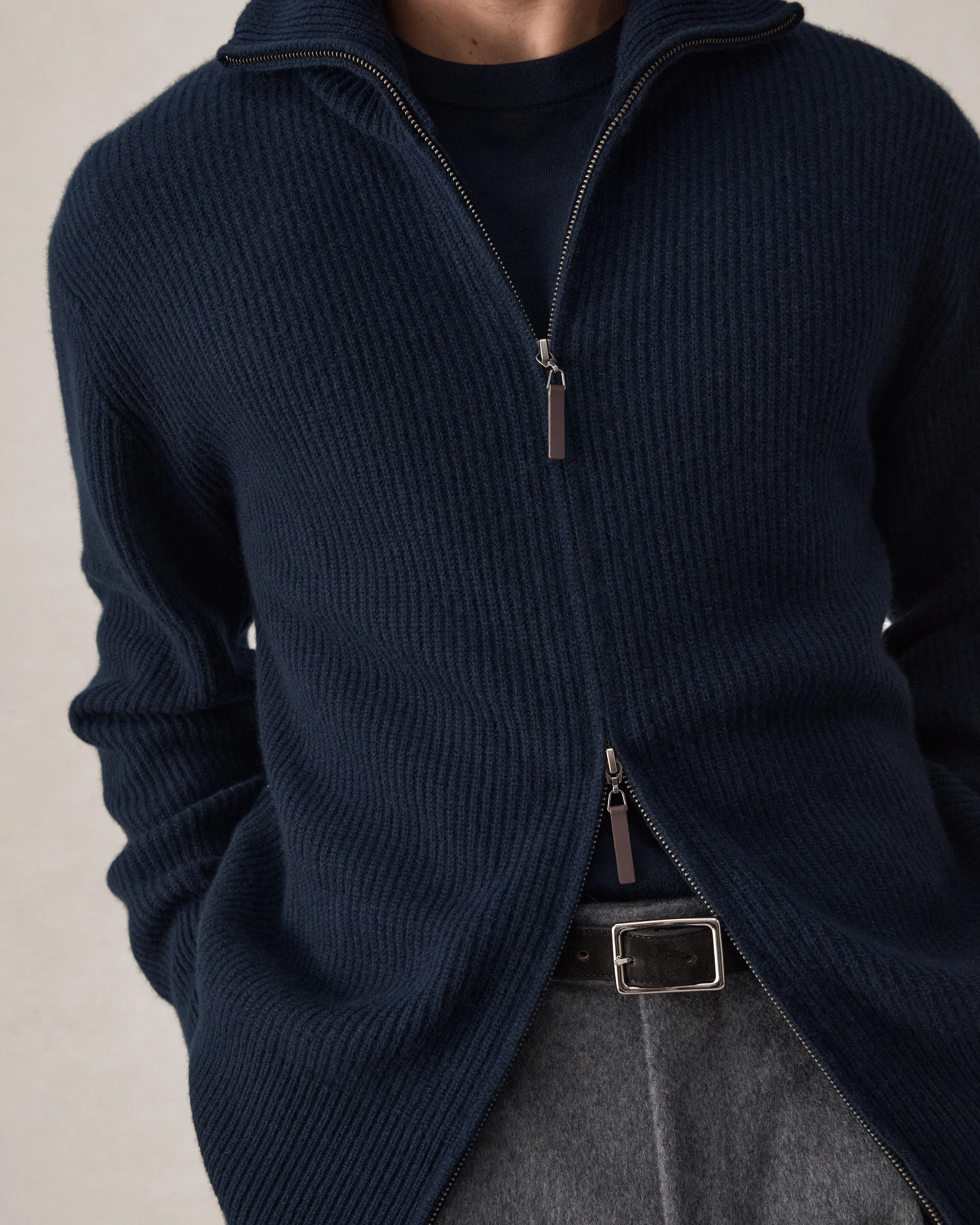 Royal Cashmere Cardigan - Navy - Image 4